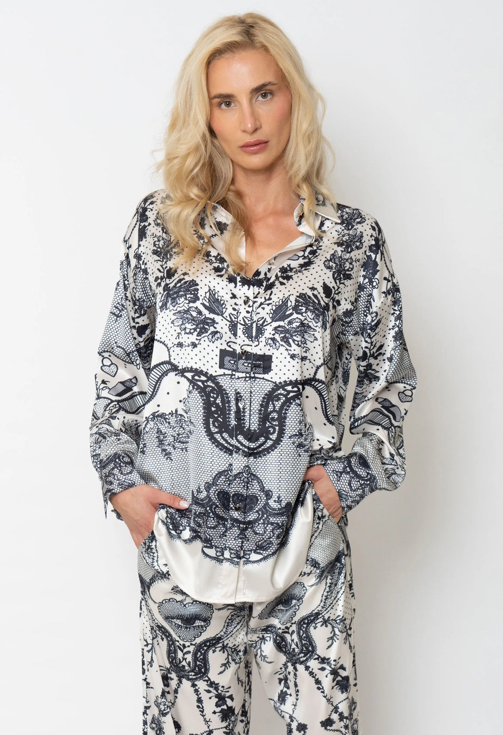 Eleonora Relaxed Shirt - Black & White Print