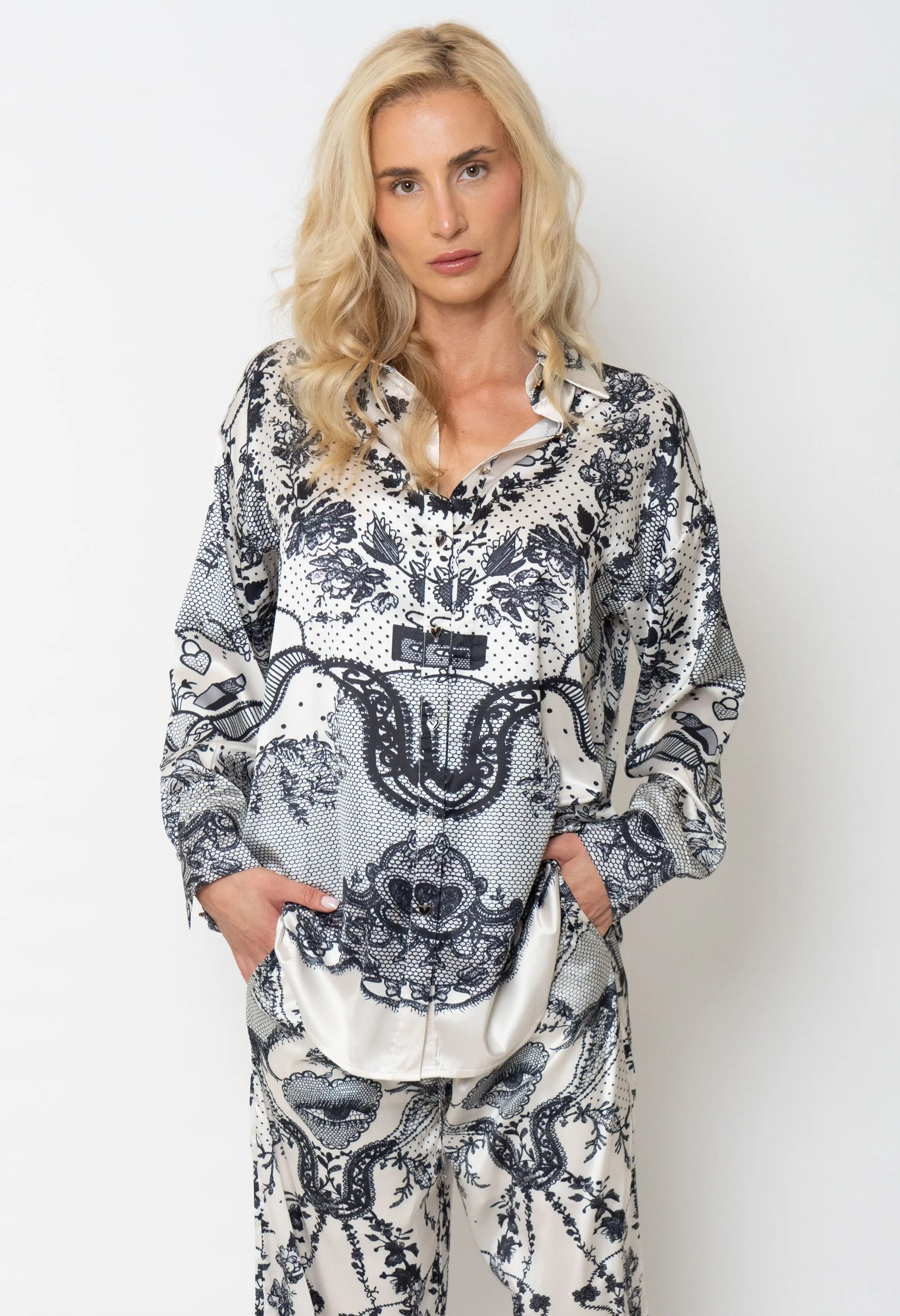 Eleonora Relaxed Shirt - Black & White Print